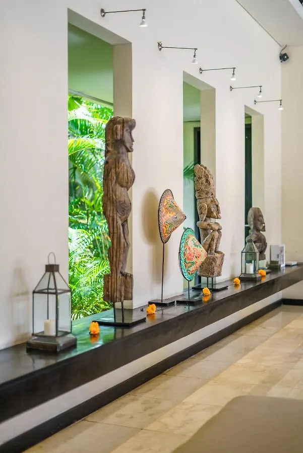 Villa Body - Amazing 4Bdr Villa In Berawa ! Perfect Location ! Canggu