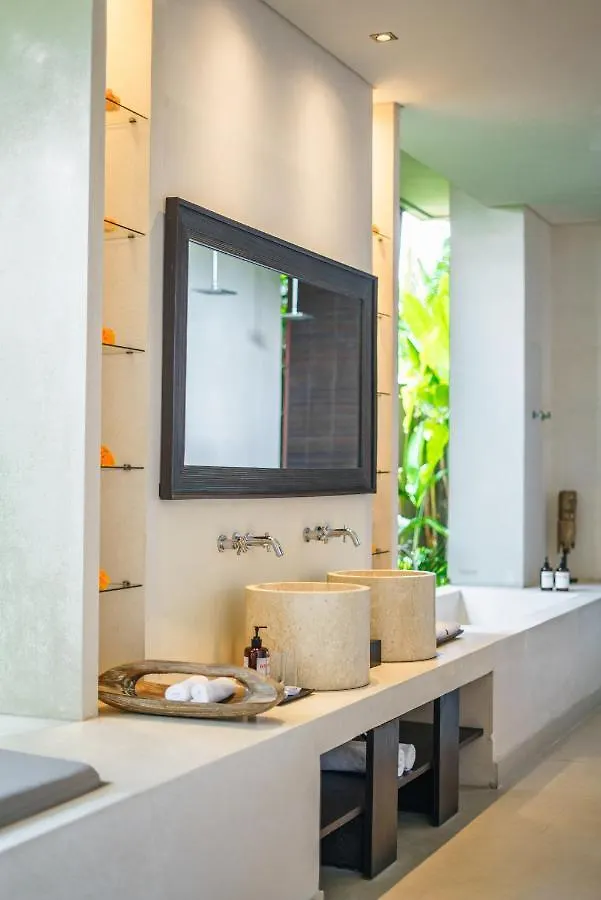 Villa Body - Amazing 4Bdr Villa In Berawa ! Perfect Location ! Canggu   Canggu (Bali)