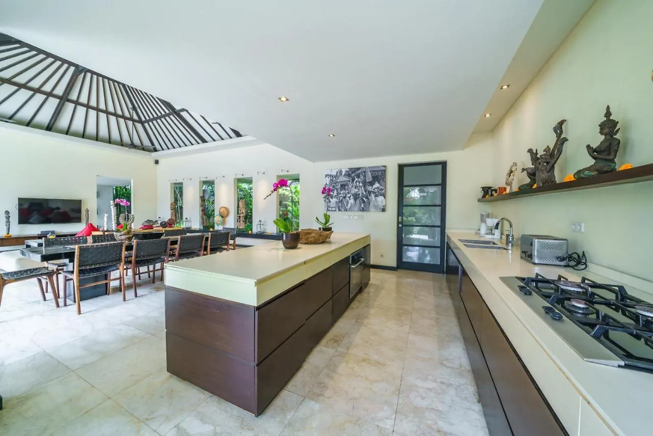Villa Body - Amazing 4Bdr Villa In Berawa ! Perfect Location ! Canggu  0*, Canggu (Bali) Indonesia